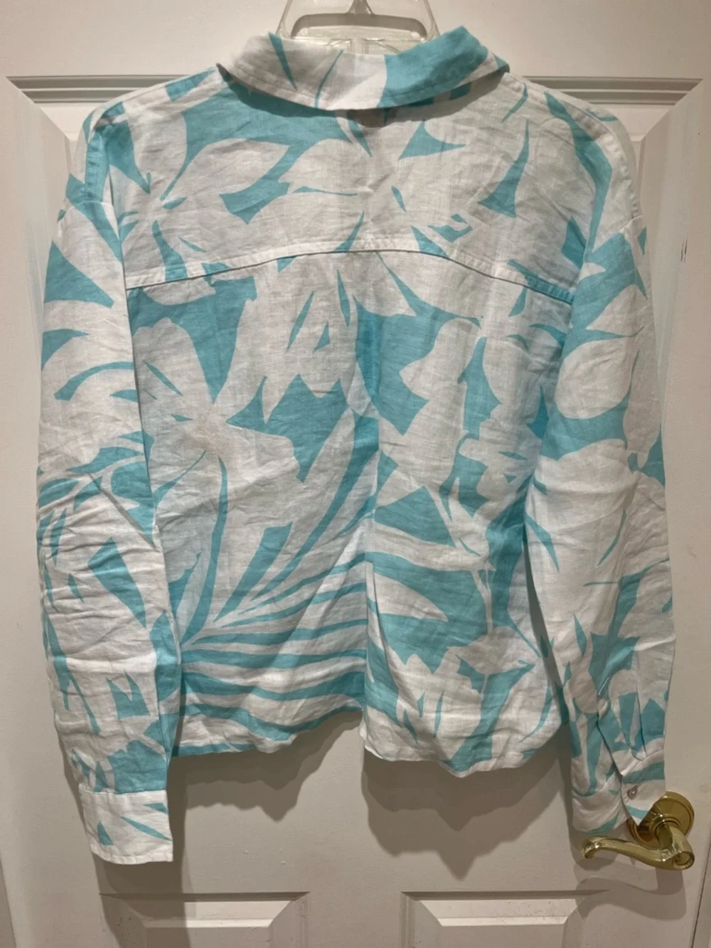 EUC Ann Taylor Turquoise and White Floral Button-Down Linen Shirt - Picture 6 of 7